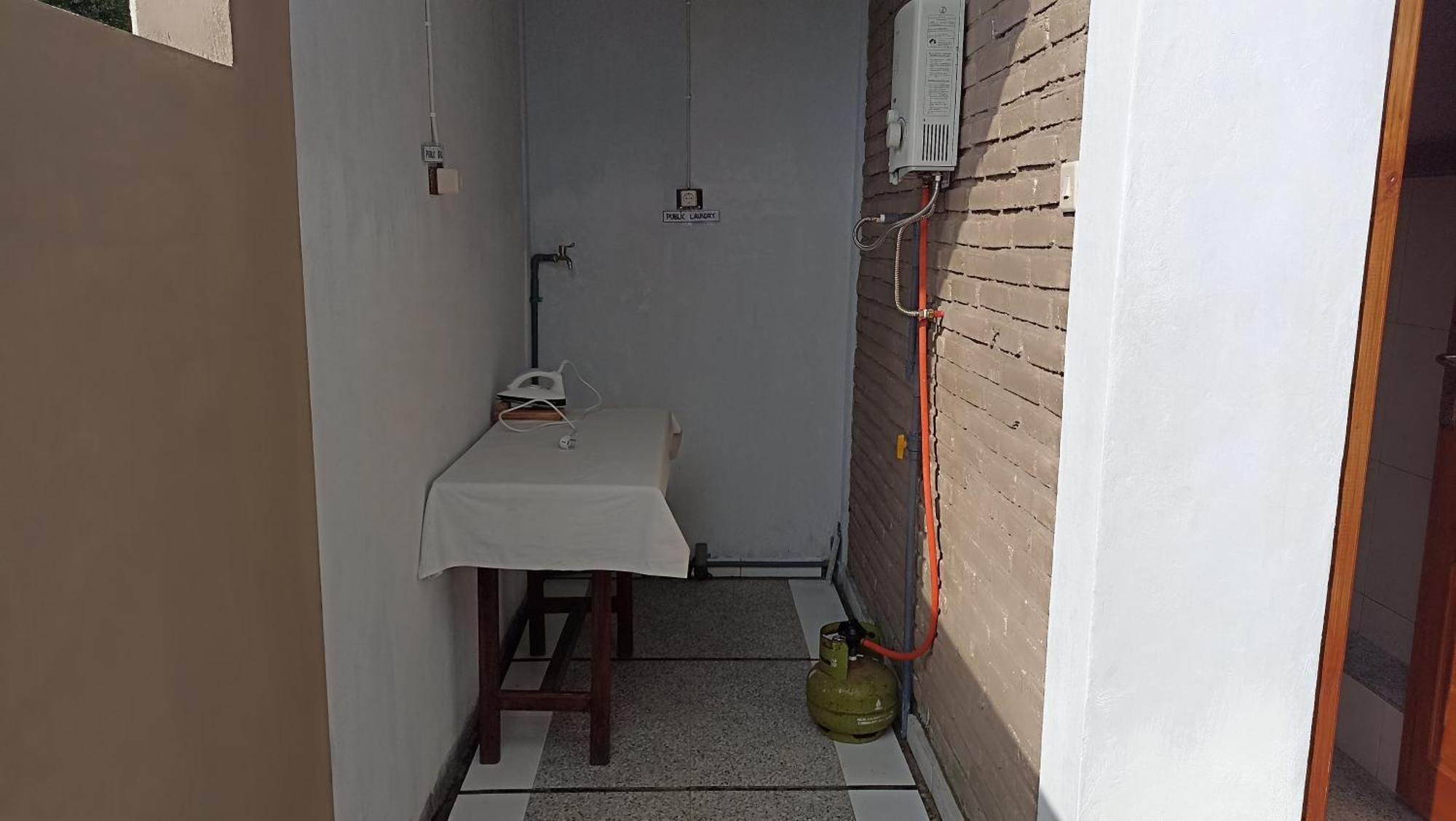 Puri Pilihani Hostel Мундук Экстерьер фото
