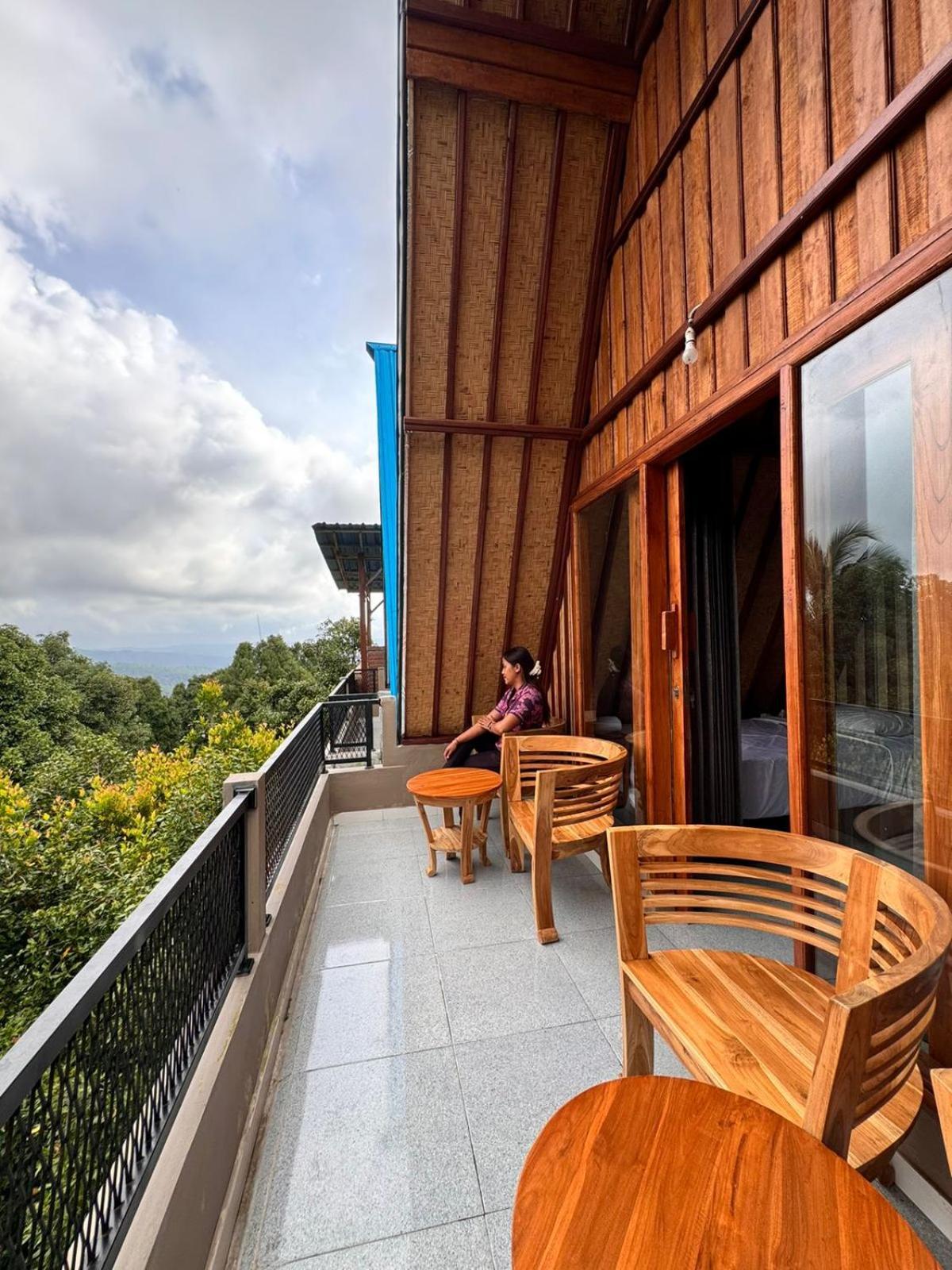Puri Pilihani Hostel Мундук Экстерьер фото