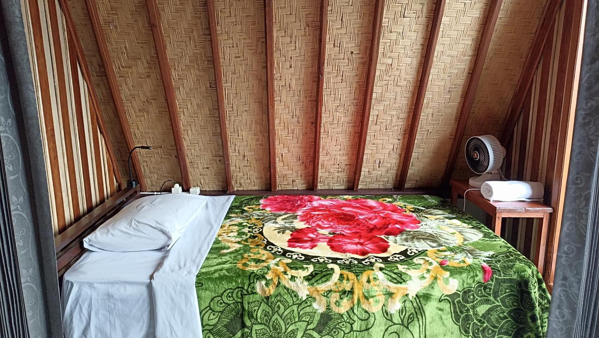 Puri Pilihani Hostel Мундук Экстерьер фото