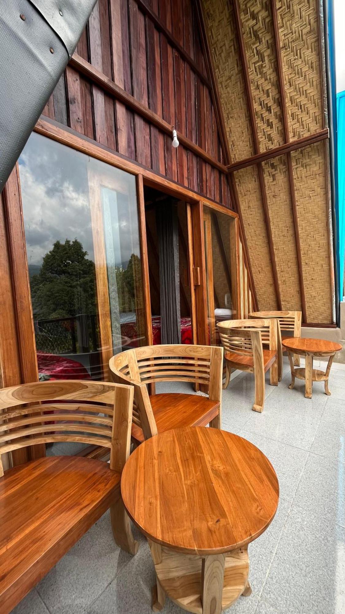 Puri Pilihani Hostel Мундук Экстерьер фото