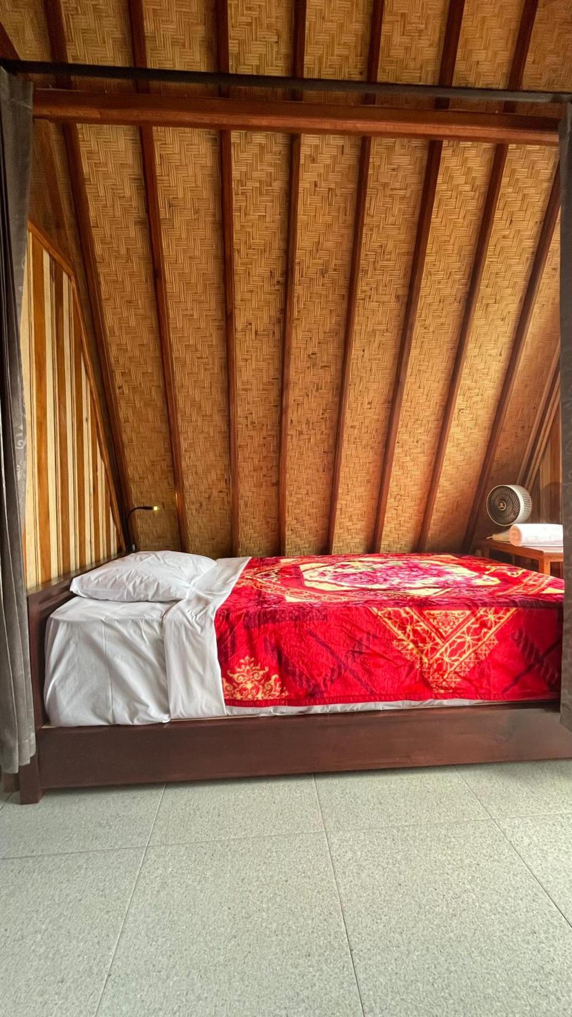 Puri Pilihani Hostel Мундук Экстерьер фото